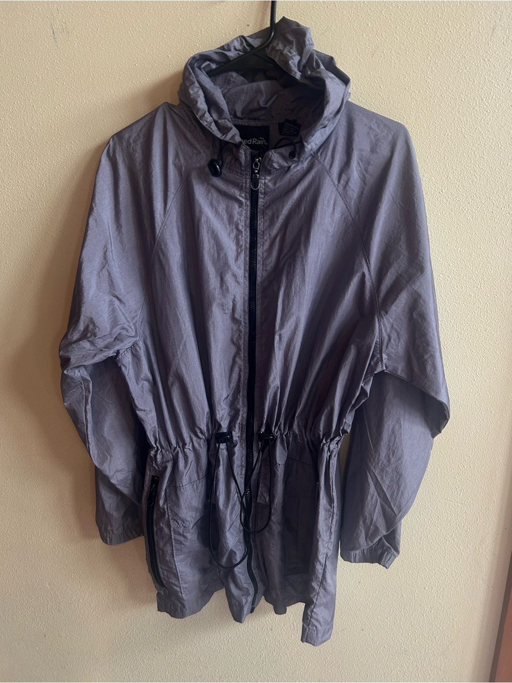 Lightweight Hooded Rain Jacket in Gray